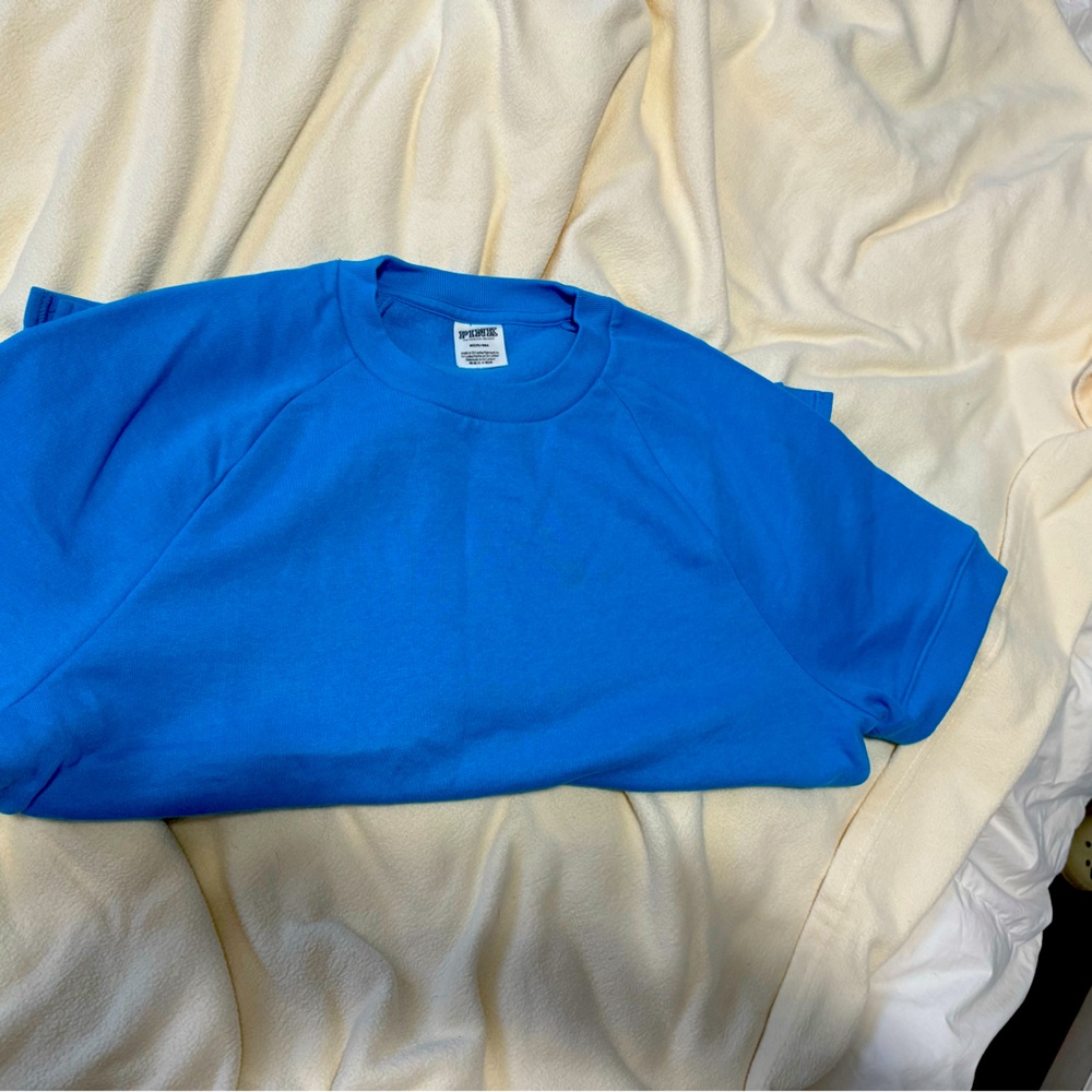 Blue sweat shirt pink new without tag